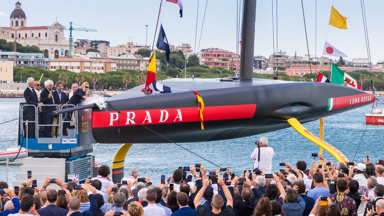 Il varo del monoscafo Luna Rossa AC75